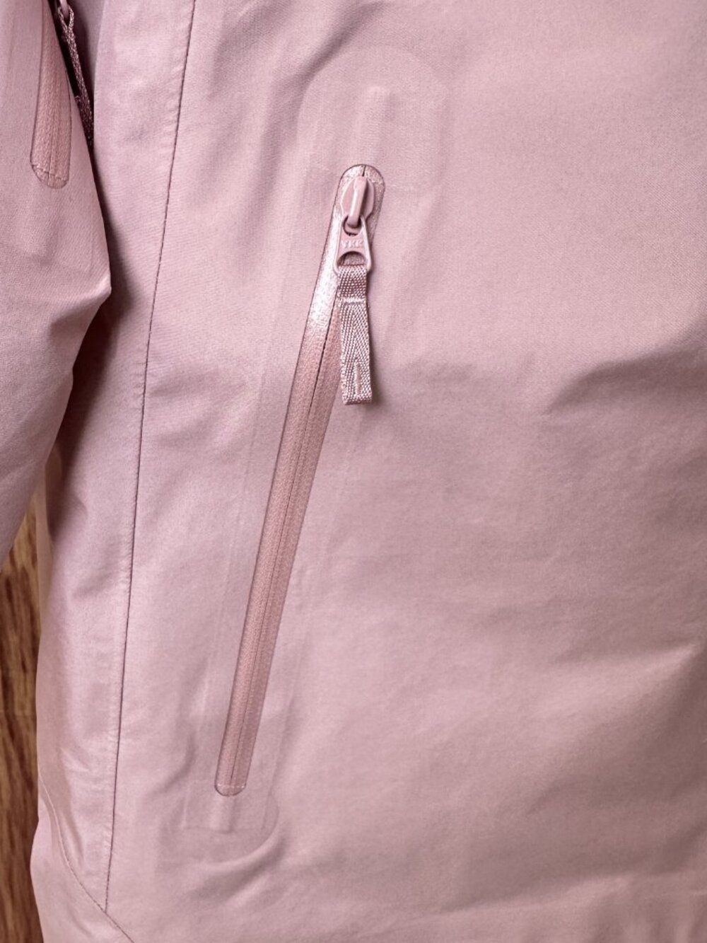 Arc'teryx Women's Ski Jacket in Dusty Rose - Picture 5 of 8